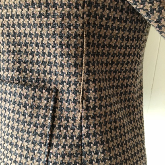 ❌SOLD❌ Banana Republic Bell Sleeve Jacket/Blazer - Picture 6 of 6